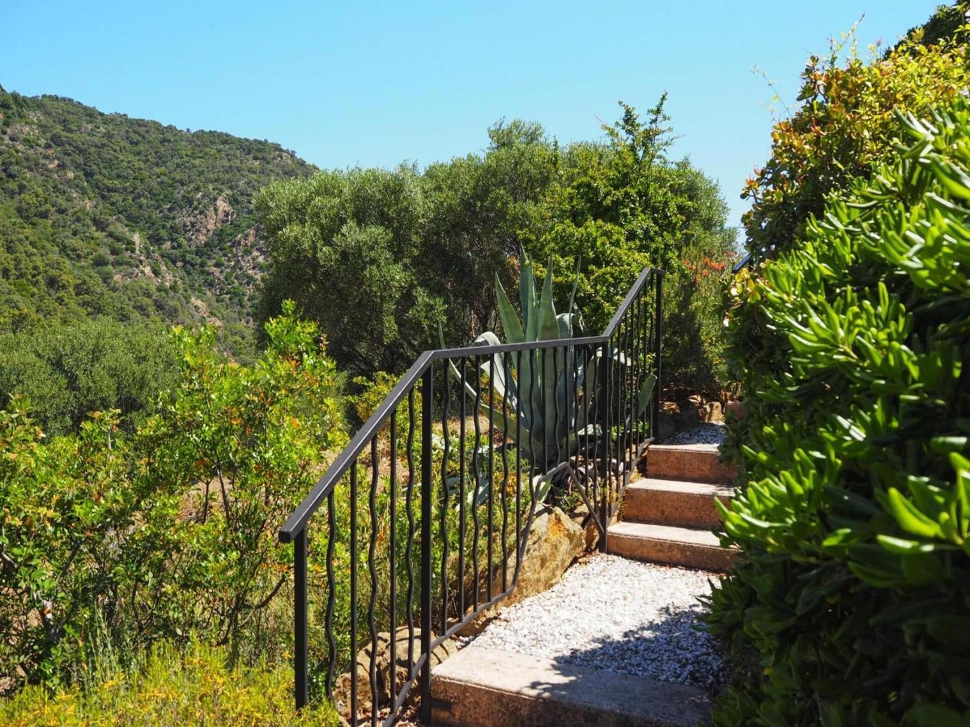 Pretty Tiny House With Sea View, Le Lavandou Esterno foto